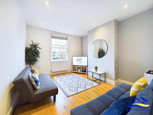 2BR-Sleeps4-CityCentre-FreeParking