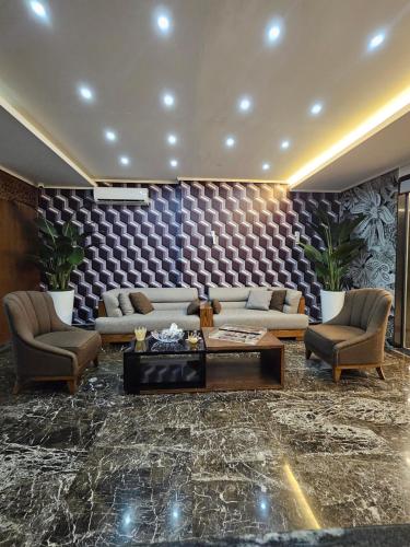 Lobby, Matar Residence Hotel in Beirut