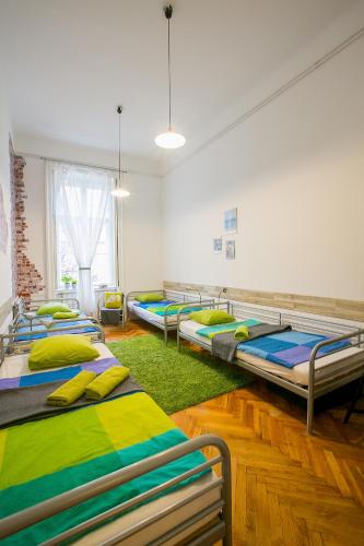 Friends Hostel & Apartments - main image