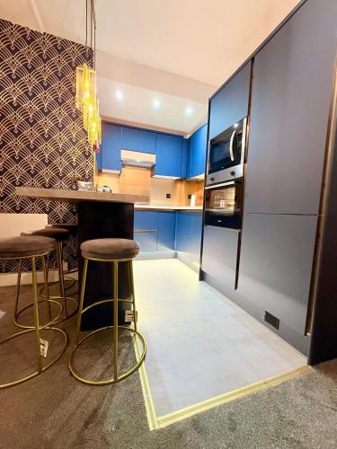 Two Bedroom Apartment-Central Edinburgh-Old Town-licensed, Edinburgh (photo 5)