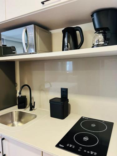 ห้องครัว, LOFT UP 506 | Mobiliado | WIFI | Piscina | Vaga in วิลาโนวา