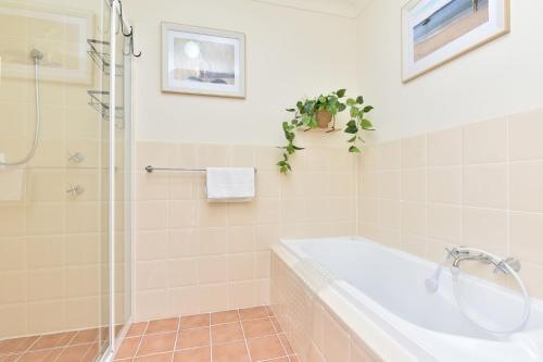 Harry and Rosie's Beach House