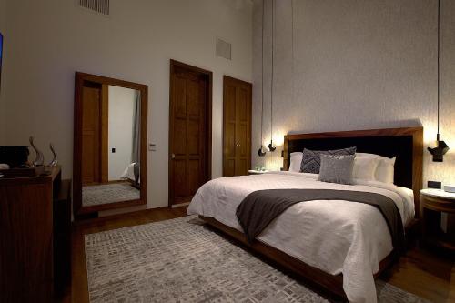 Suite room in Nueve 25 Hotel Boutique
