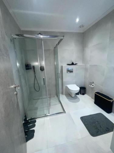 Three with 2 Baths in Evosmos, Thessaloniki (Foto 5)