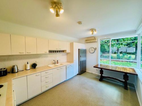 Elegant 4BR Home in Red Hill in Red Hill