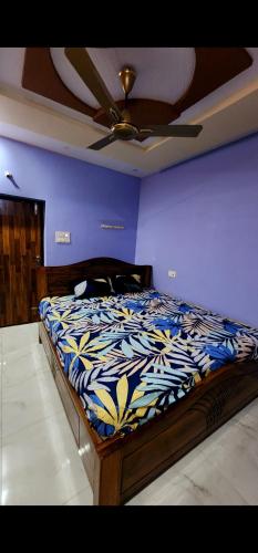 Mandapeta room service