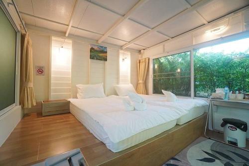 สวนเพื่อคุณ รีสอร์ทแอนด์แคมป์ปิ้ง in Sikhio