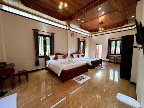 Zhouhao hotel in Ban Nasangweiy