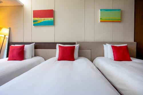 Ramada Jeju Hamdeok Room Type - Standard Triple Room