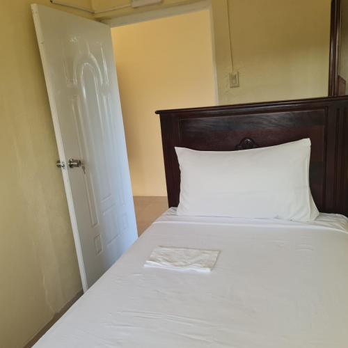 1 twin bed