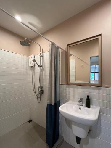 Nautical Home & Seashell House B&B Nautical Home & Seashell House B&B