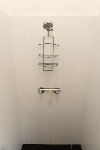 Manly Bunkhouse - image 7