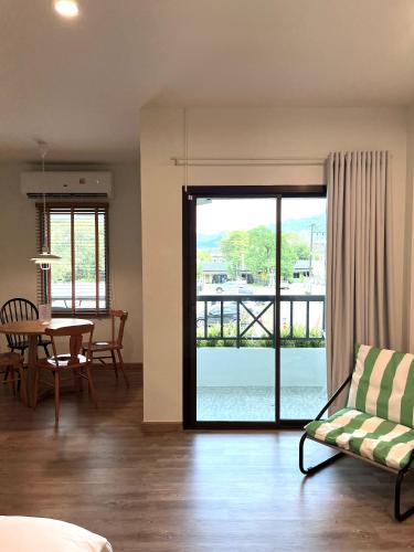 Nautical Home & Seashell House B&B Nautical Home & Seashell House B&B