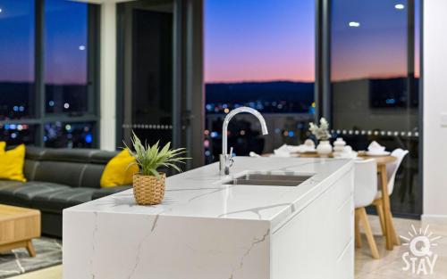 Ruby - 2 Bedroom Penthouse in Surfers Paradise!, Gold Coast (Foto 9)