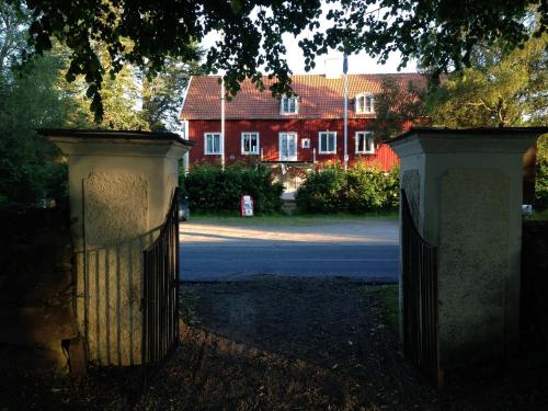 STF Regnagården Hostel - Accommodation - Regna