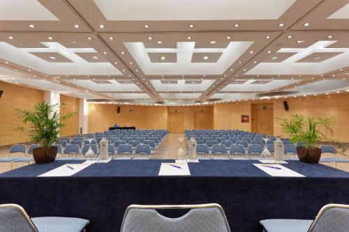 Senator Parque Central Hotel - image 12