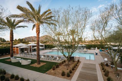 643763491 Andaz Scottsdale Resort & Bungalows