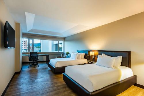 NH Collection Bogota WTC Royal