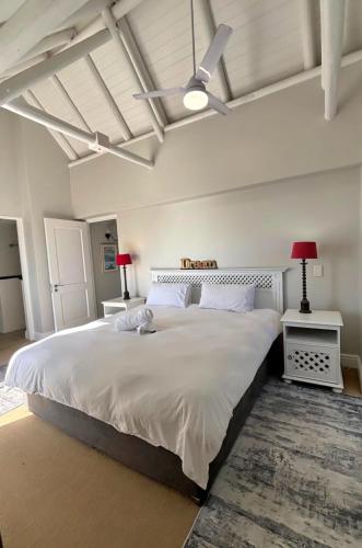 Low tide at no 35 - Jeffreys Bay