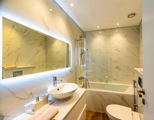 160M2 Modern 2-bedrooms apartment with fantastic views, Dubaj (fotografie 7)