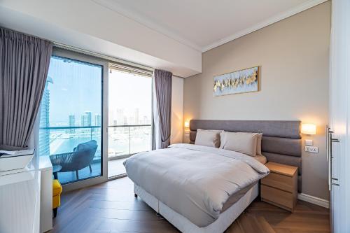 160M2 Modern 2-bedrooms apartment with fantastic views, Dubaj (fotografie 6)