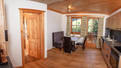 Glonerbauer Apartment - image 10