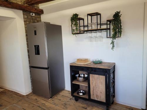 keuken, charmantes Apartment mit voll ausgestatteter Küche, Kingsize-Betten, Billard & Tischkicker (charmantes Apartment mit voll ausgestatteter Kuche, Kingsize-Betten, Billard & Tischkicker) in Eltville am Rhein