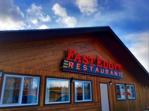 Buitenkant, Young's Motel in Tok (AK)