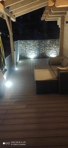 Dadaj Chill Wilimy domek sauna, balia jakuzzi, fotel masujący, plaża (Dadaj Chill Wilimy domek sauna, balia jakuzzi, fotel masujacy, plaza) in Віліми