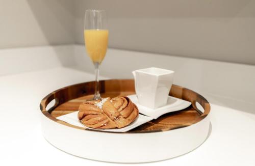 Unique Designer Flat in Quiet Ambiance of Fancy Soho - main image