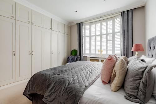 Unique Designer Flat in Quiet Ambiance of Fancy Soho - image 8