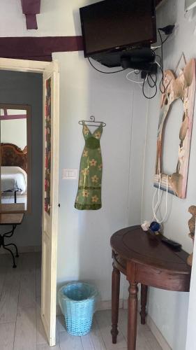 Double Room image 4