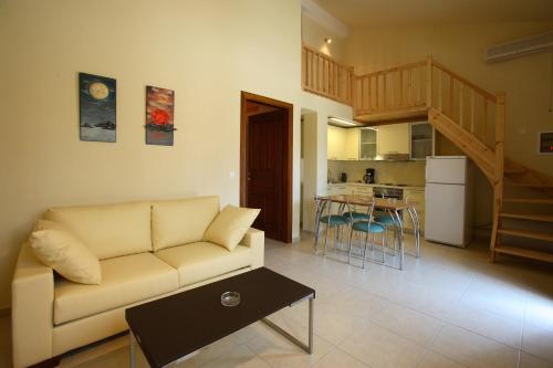 Porto Skopelos Villas - image 4