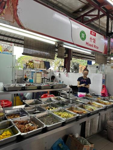 Cheap! New 1-7 Pax @ PJ Town area Easy Parking - image 11