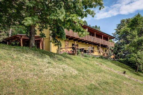 Africa House - image 8
