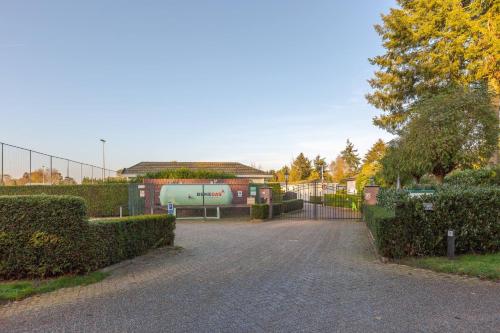 Chalet with Fireplace in the Heart of Veluwe, Putten (photo 9)