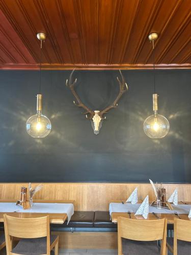 ห้องอาหาร, Landgasthof Hirschen in โฮเอเนมส์