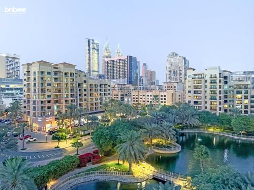 bnbme | GolfTower1 | 2BDR - image 12