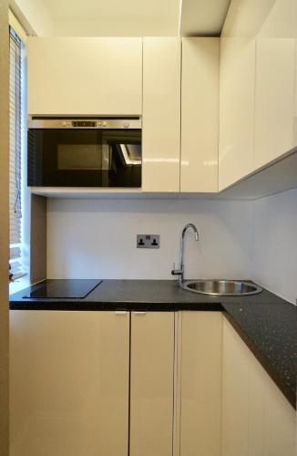 Chelsea Prime Location Studio, London (photo 8)