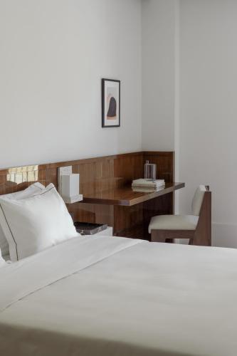 Kuka Luxury Living Athens - image 13
