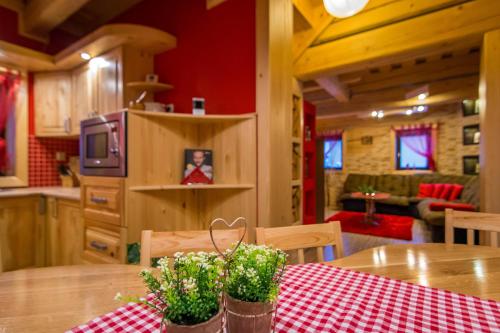 Zrub Veronika in Svaty Kriz