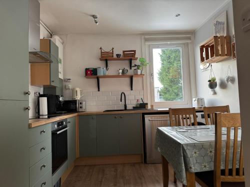Maria- Bright and Modern City Center Apartment ., Edinburgh (photo 3)