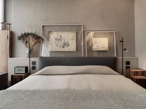 Monastik Living in Athina Room Type - Filopapou View Deluxe Suite