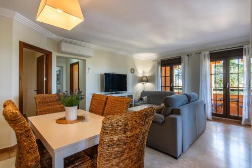 Los Albatros by Ĥ - Playa de los Haraganes HAHB156P81