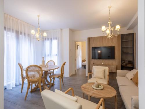 Two-Bedroom Apartment with City View