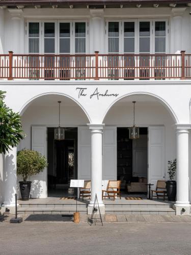 The Archives Galle Fort - Hotel  Restaurant & Cocktail Bar - image 3