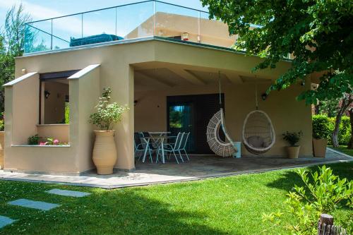 Anemone Villa with Outdoor Hot Tub, Sani Luxury Villas collection - Chalkidiki