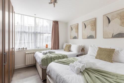 Modern flat in central golders green, Londra