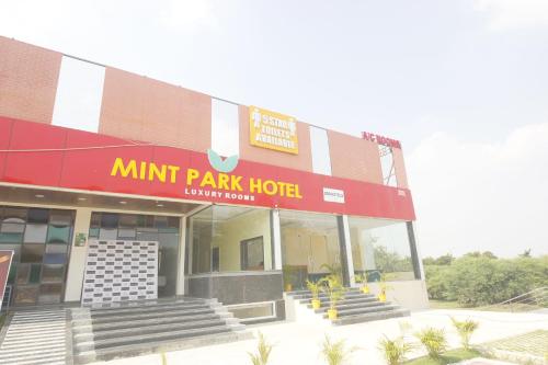 Hotel Mint Park in Shadnagar