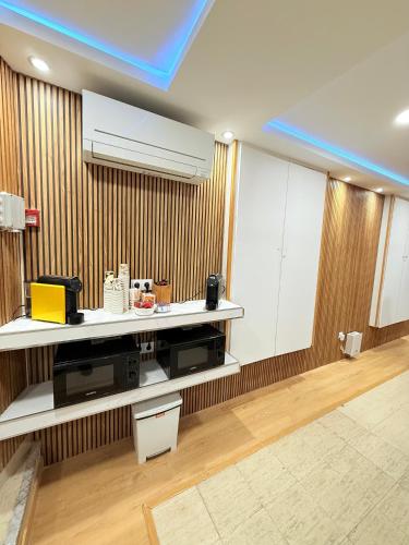 Hostal Quinta Santillan in سان فرناندو دي هيناريس